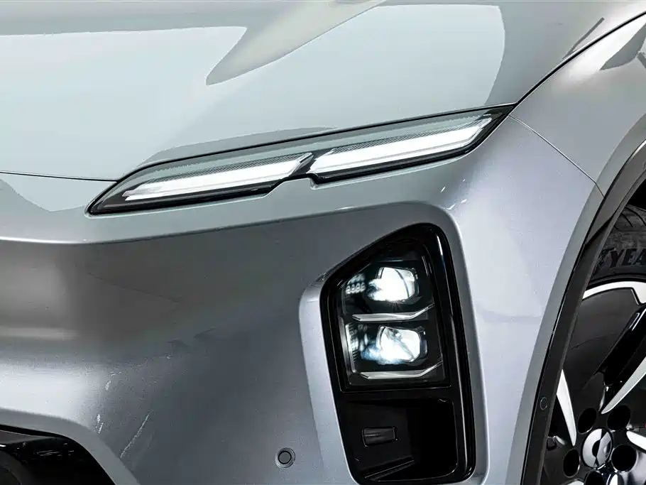 Фото 4 - NIO EC6