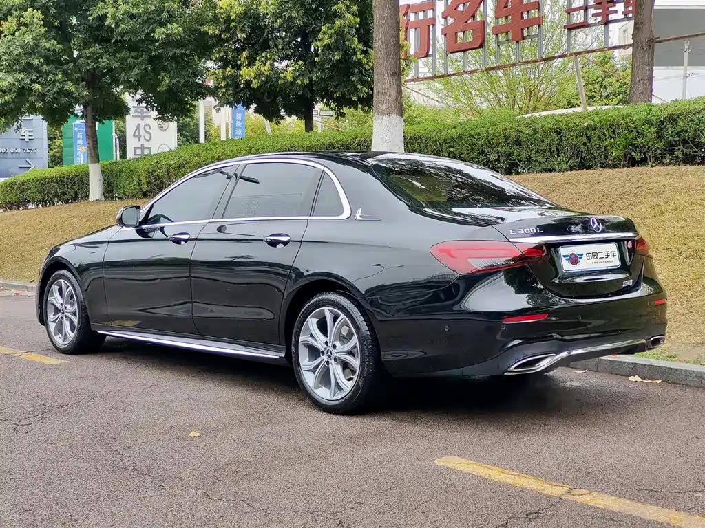  E CLASS