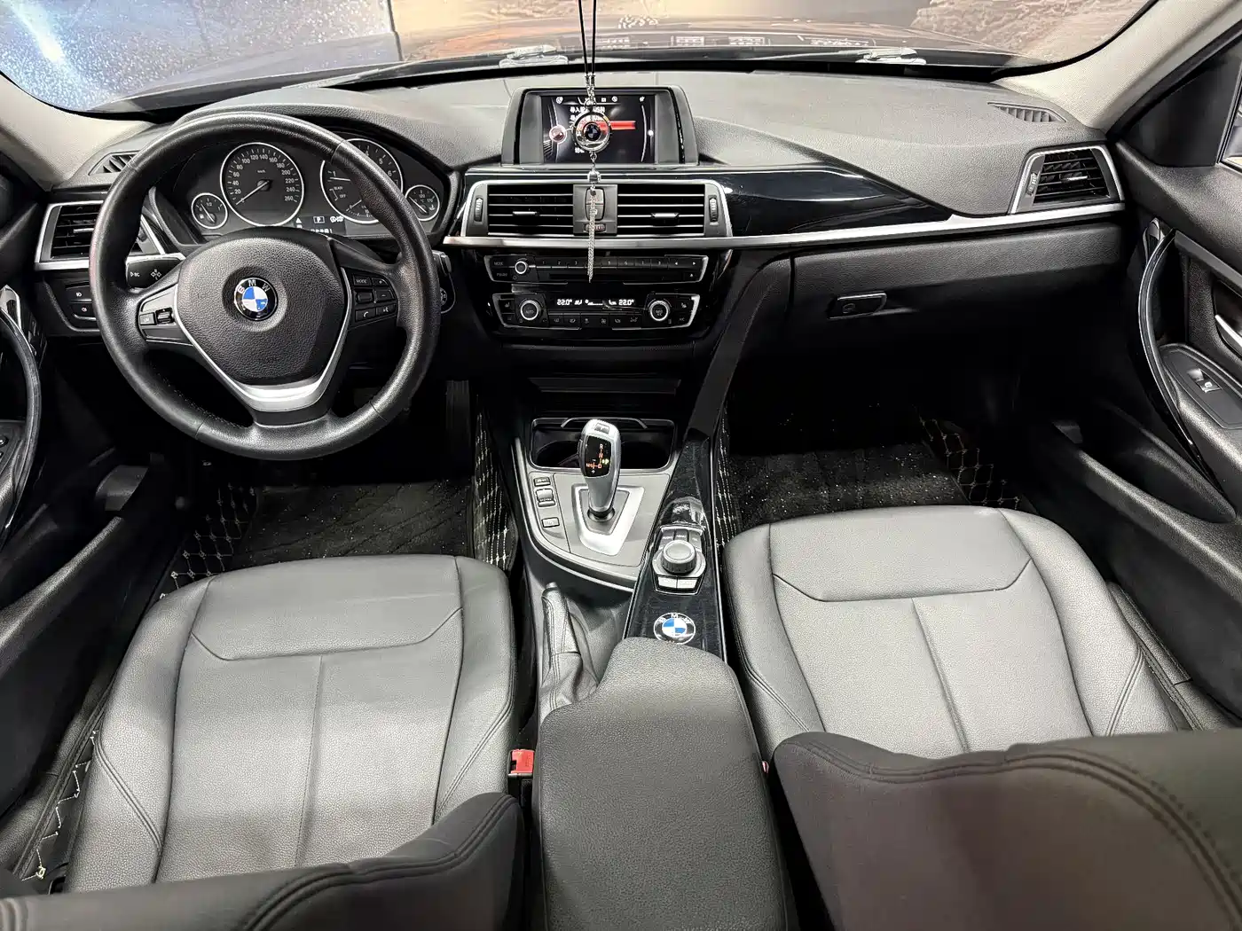 BMW 3 Series 2017 320Li xDrive Fashion фото 5