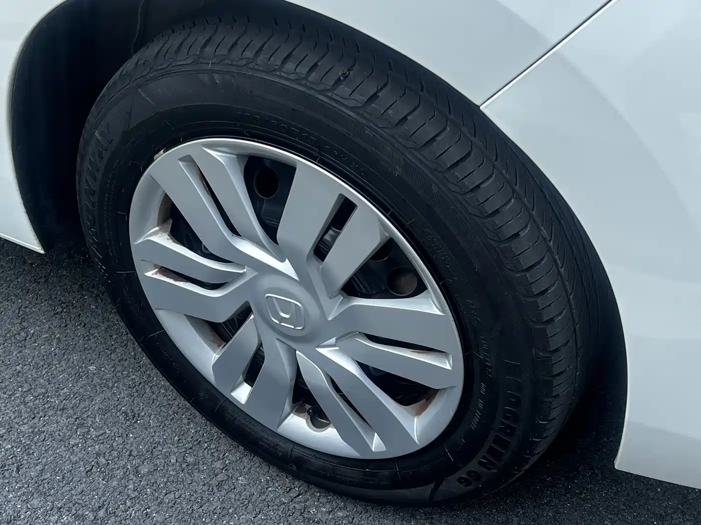 Фото 9 - Honda Fit