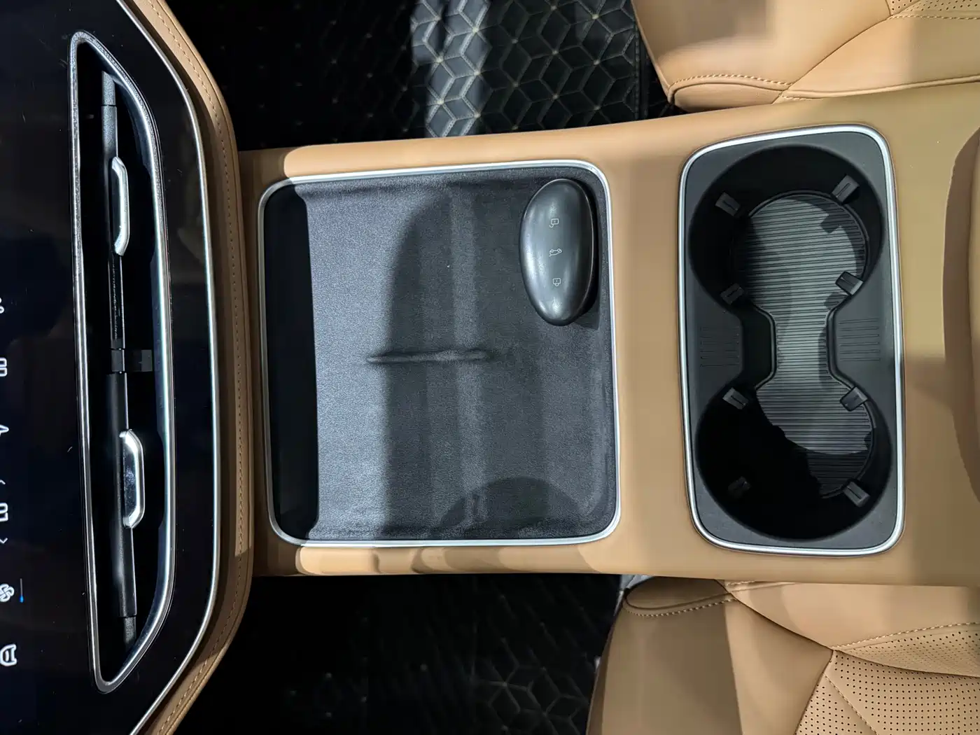 RISING AUTO FEIFAN R7