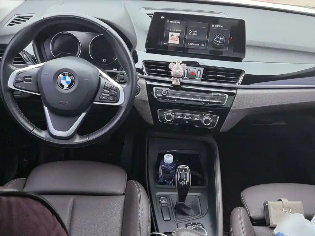 Photo 10 - BMW X1