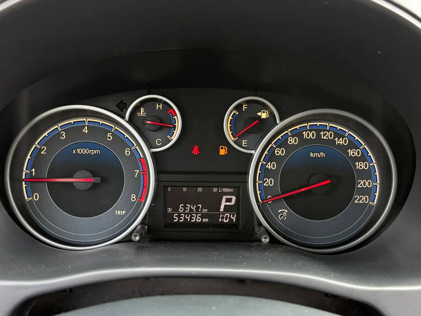 Фото 11 - Suzuki SX4