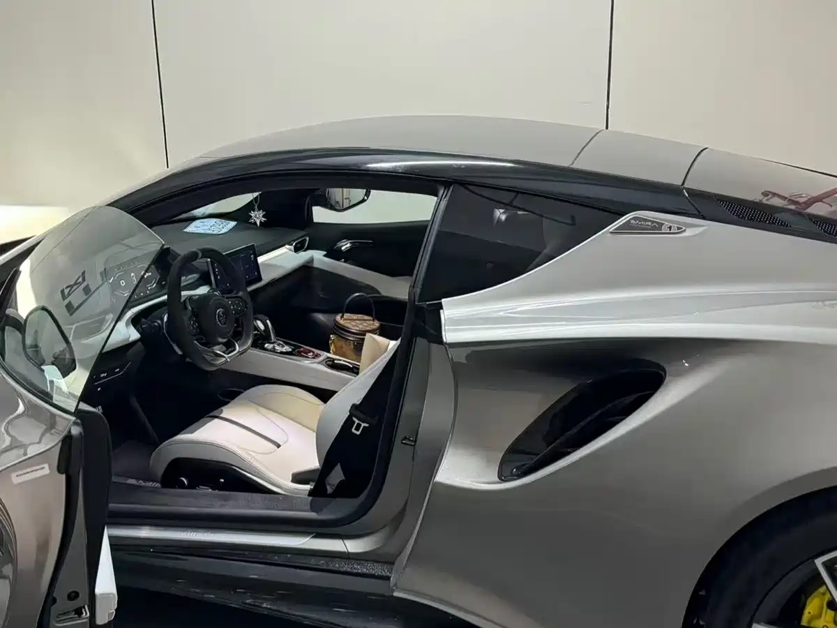 LOTUS SPORTS CAR EMIRA