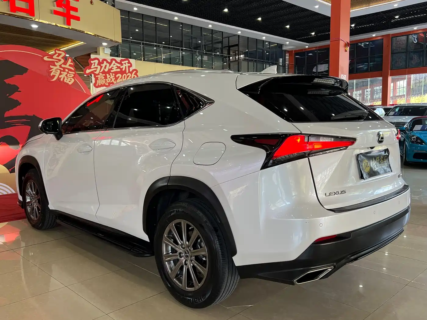 Lexus NX 2018 Model 300 FWD Fengxing Edition фото 6
