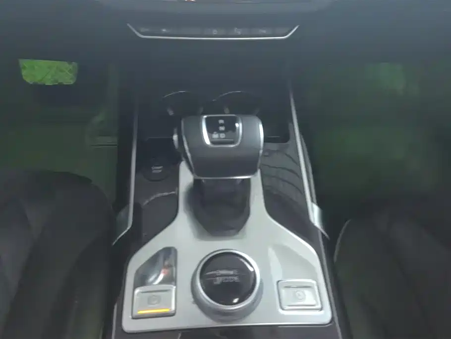 Hongqi HS5 2022 2.0T Smart Connect Flagship AWD Edition фото 16
