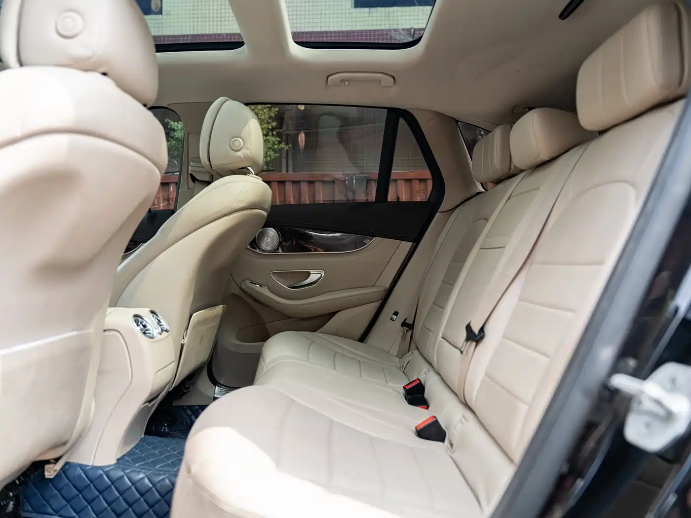 Mercedes-Benz GLC 2016 GLC 260 4MATIC Dynamic фото 17