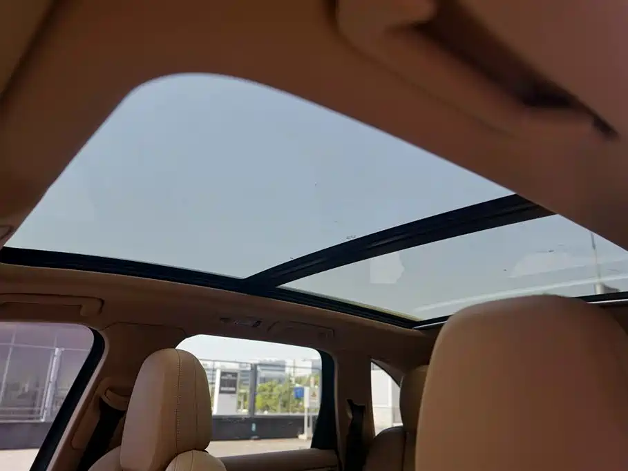 صورة 11 - Porsche Cayenne