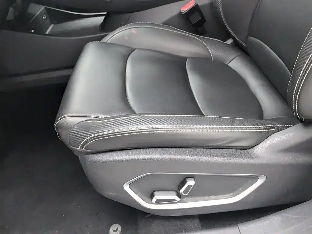 GEELY AUTOMOBILE BOYUE