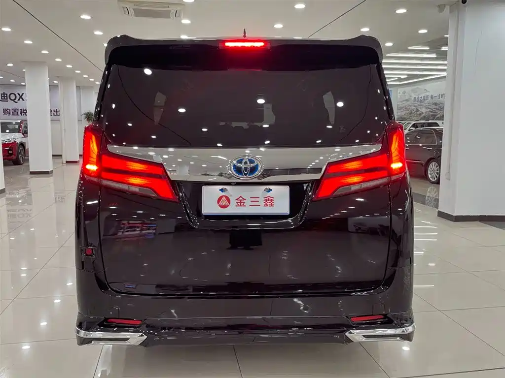 Toyota Alphard 2020 Hybrid 2.5L Luxury Edition фото 39