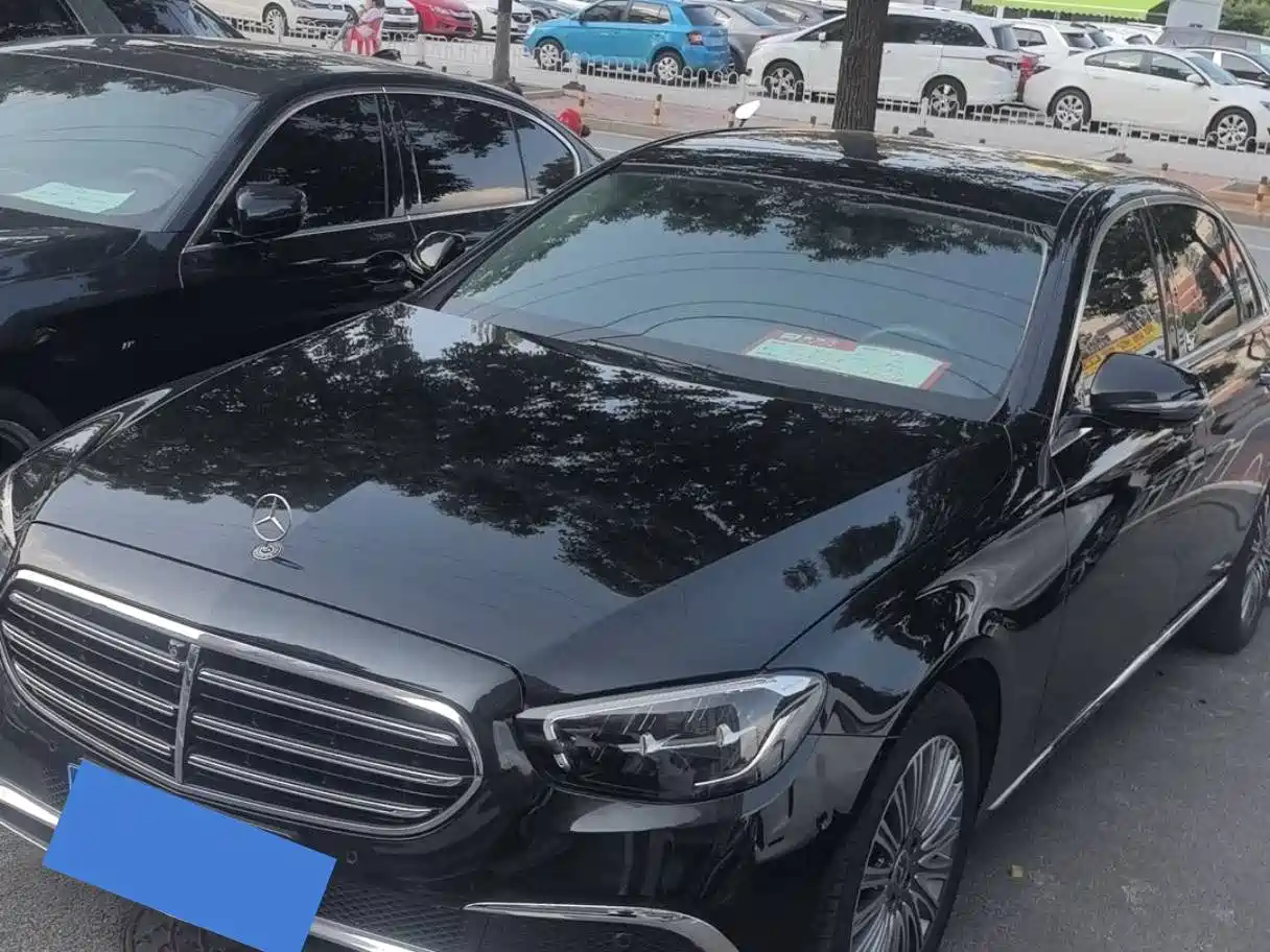 Mercedes-Benz E-Class 2023 E 300 L Fashion