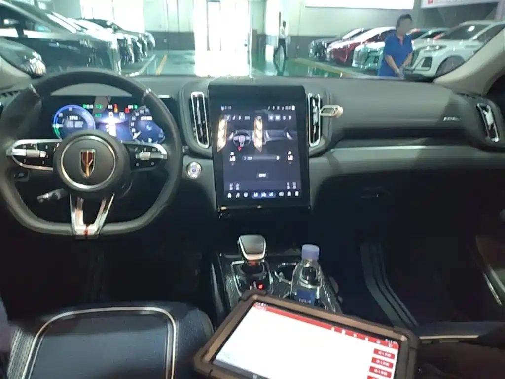 Hongqi HS3 PHEV 2024 PHEV 115km Power Edition фото 10