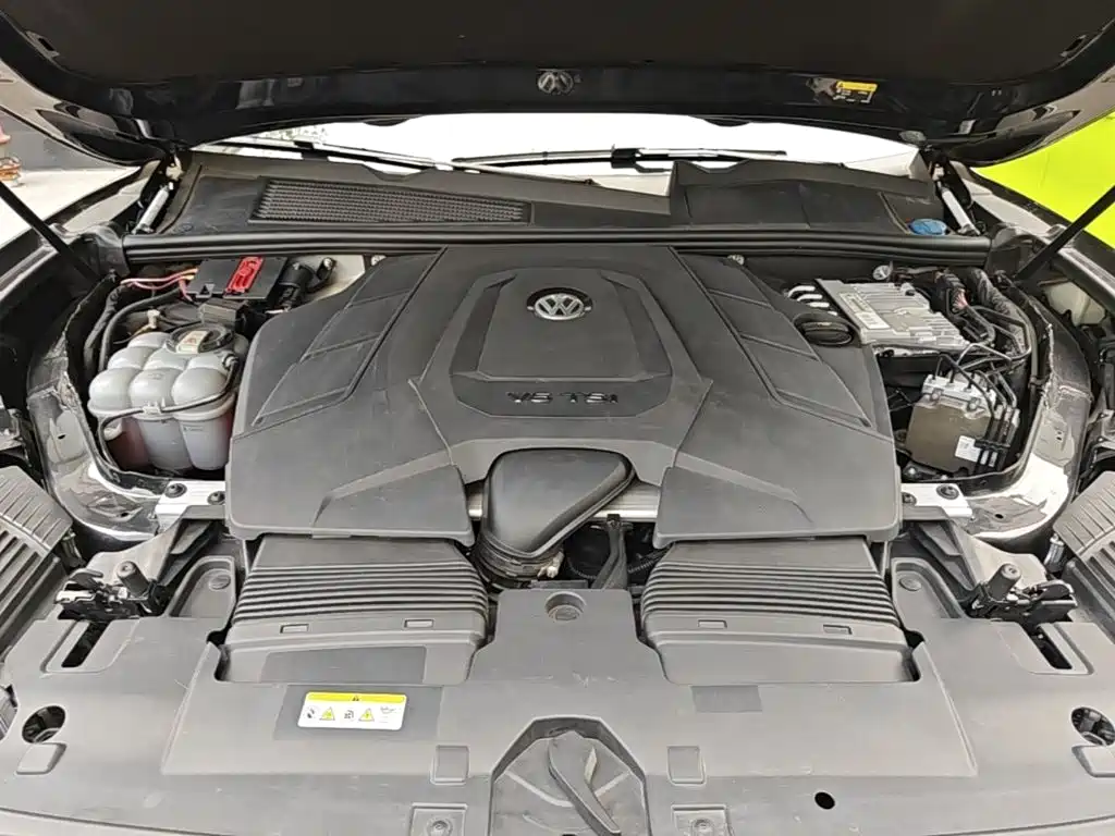 Фото 20 - Volkswagen Touareg