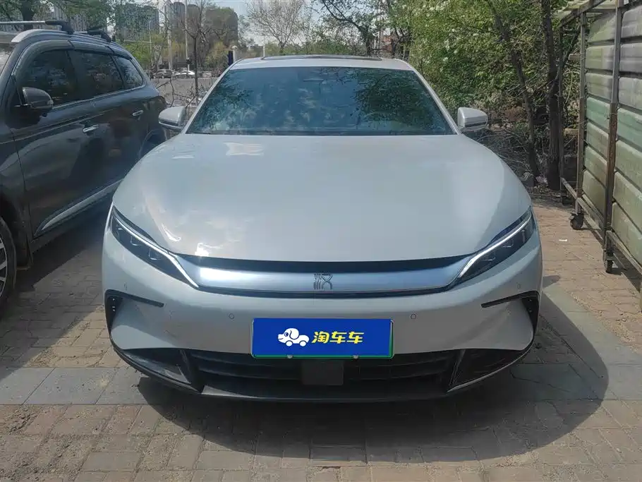 BYD Han 2025 DM-i 125KM Elite фото 2