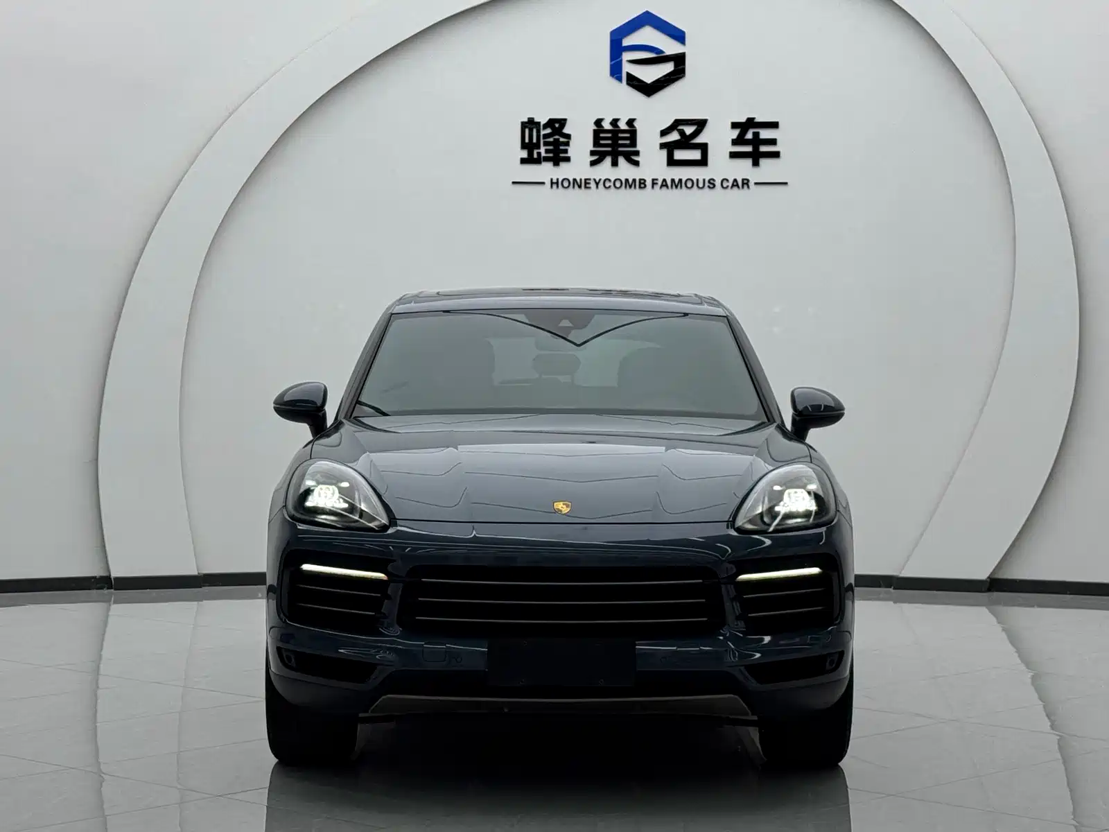 Фото 3 - Porsche Cayenne