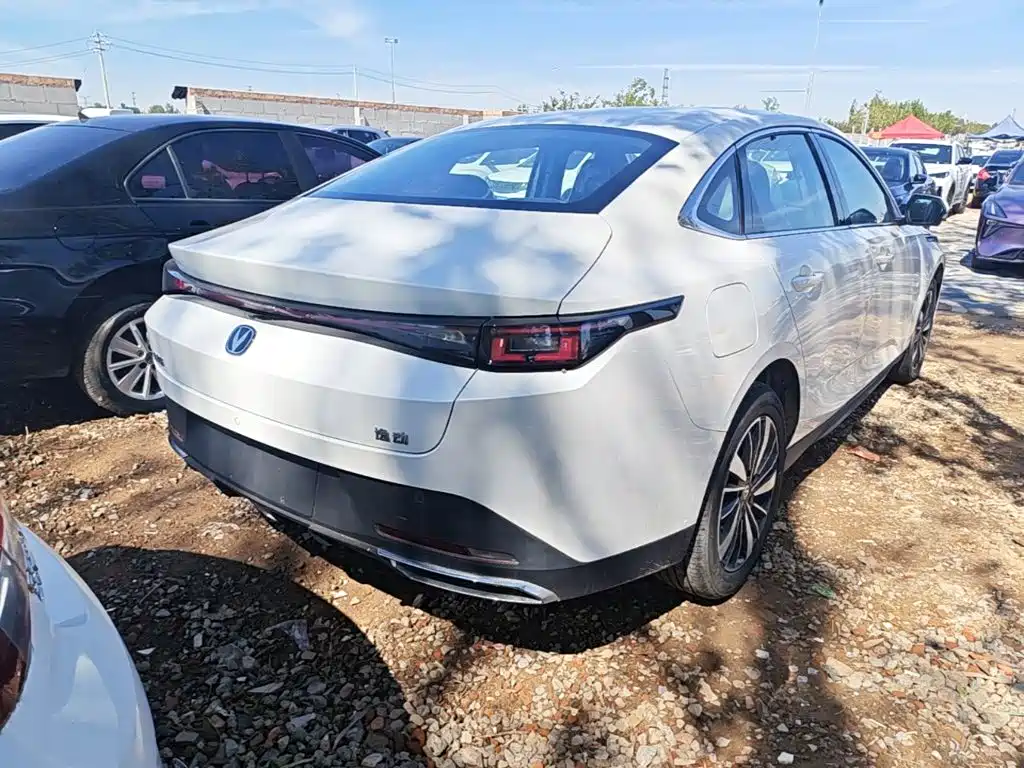 Changan Eado PHEV 2026 2025 Smart New Blue Whale 145KM Battleship Edition