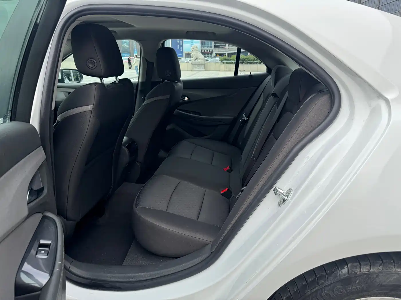 Chevrolet Malibu 2017 1.5T Automatic Comfort Edition фото 10