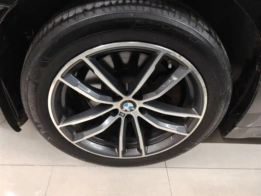 BMW 5 Series 2021 525Li M Sport Package фото 25