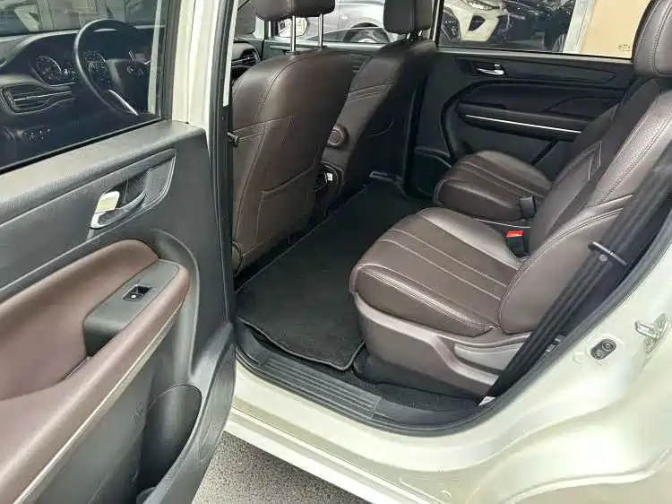 GAC Trumpchi Trumpchi M6 2019 270T Automatic Premium (6-seater) China V фото 6