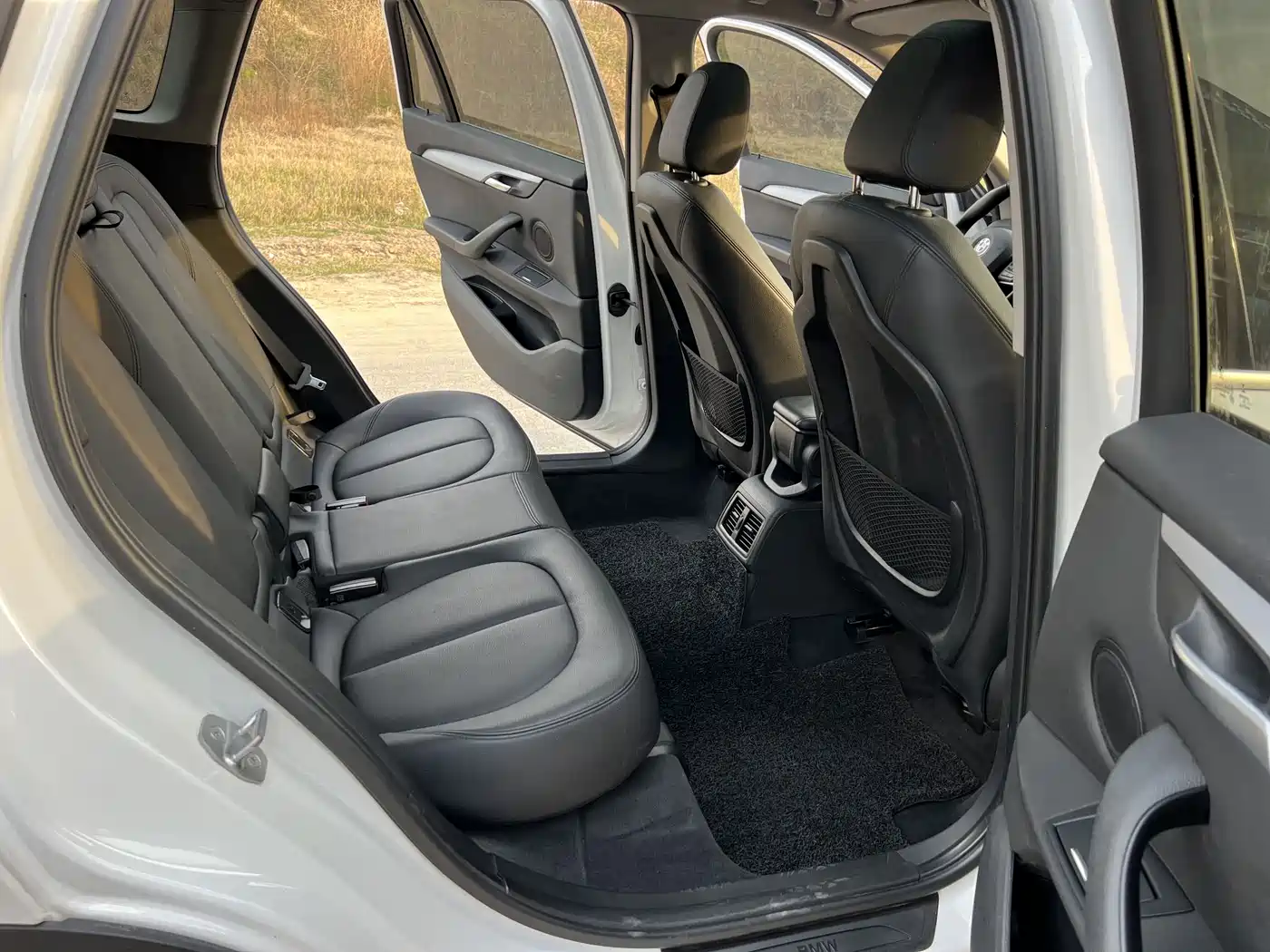 BMW X1 2019 sDrive20Li Leading Model фото 16