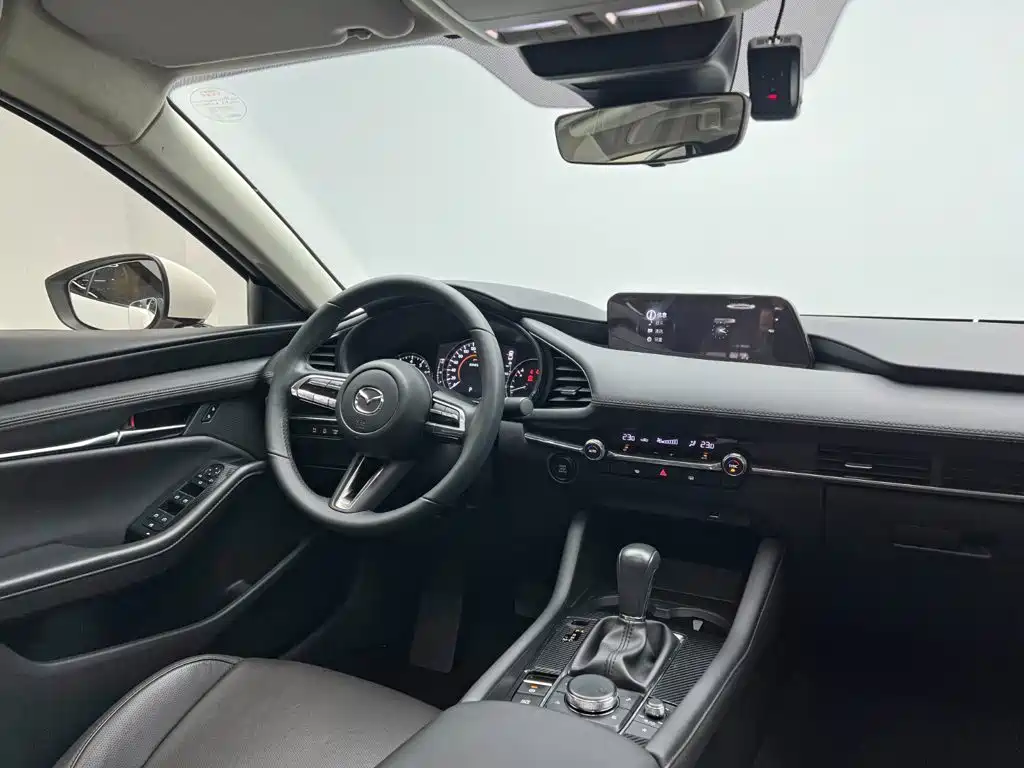 Mazda MAZDA3, миниатюра 17
