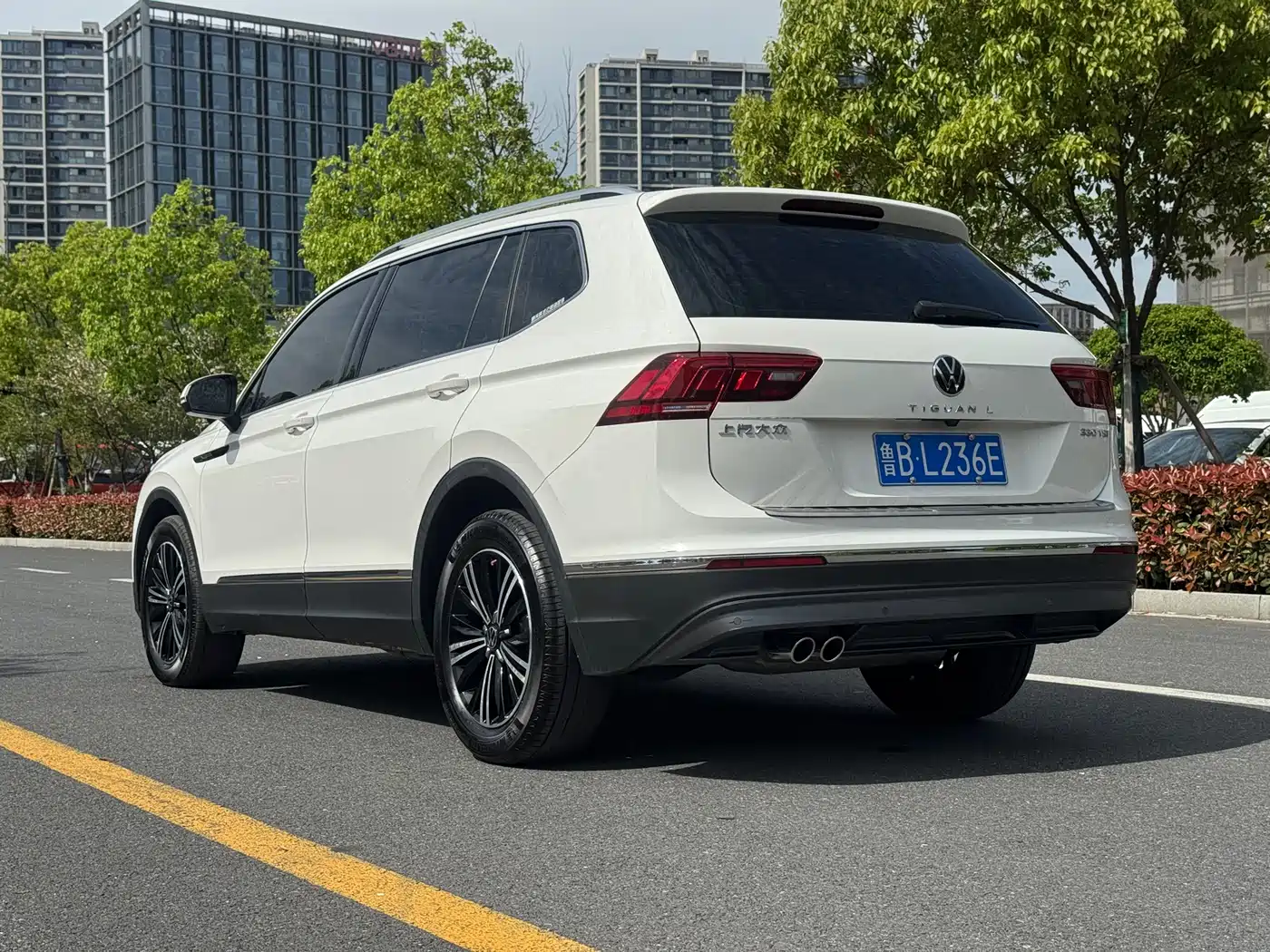Volkswagen Tiguan L 2021 330TSI Automatic 2WD Smart фото 7
