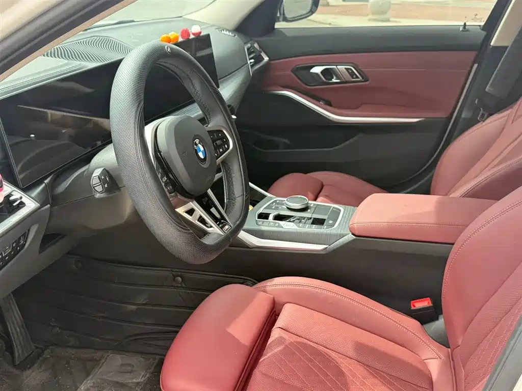 BMW 3-SERIES