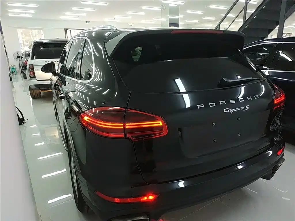 Porsche Cayenne 2016 Cayenne 3.0T фото 23
