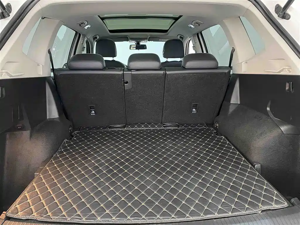 Volkswagen Tiguan L 2019 Facelift 330TSI Auto 2WD Panorama Comfort China VI фото 17