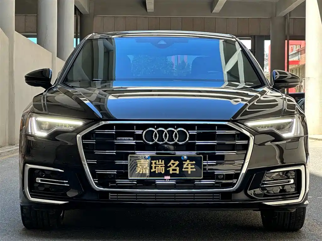 Audi A6L 2025 45 TFSI quattro Premium Sport фото 2
