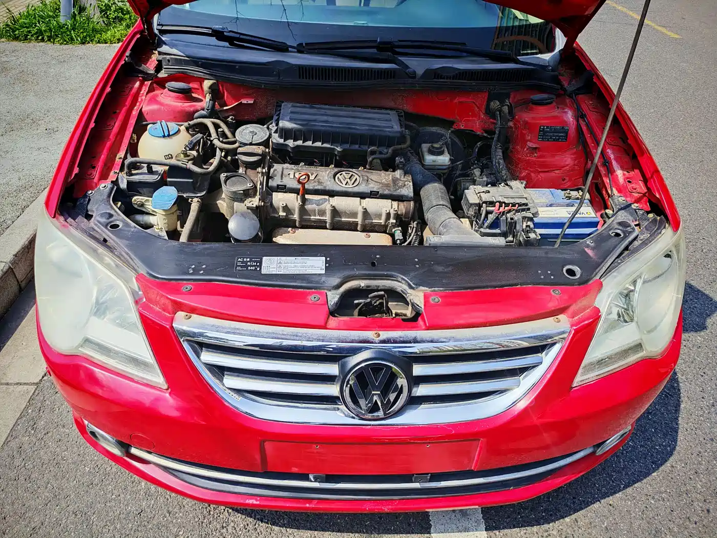 Volkswagen Bora 2011 1.6L Automatic Comfort фото 15
