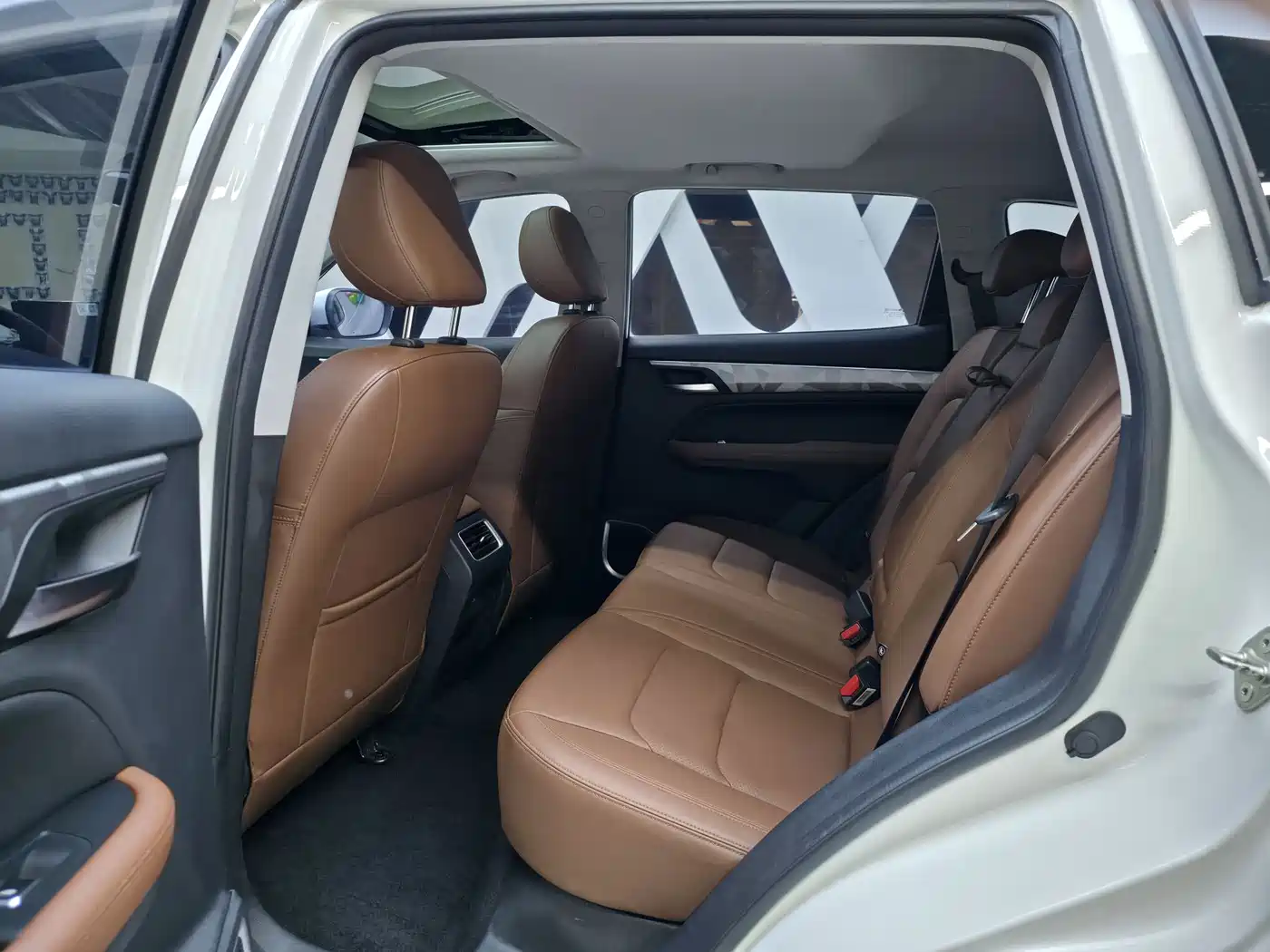 GEELY AUTOMOBILE VISION X6