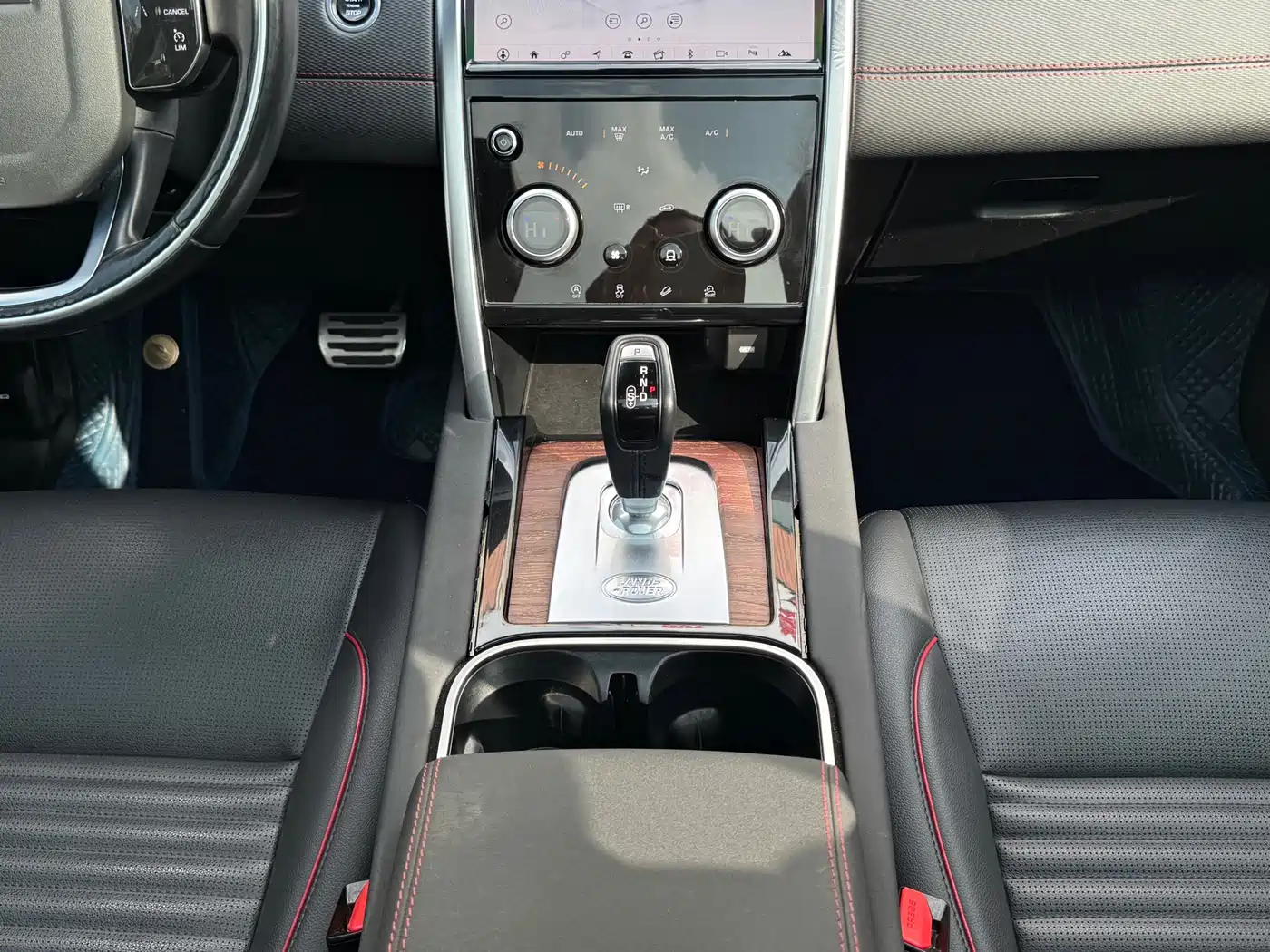 Land Rover Discovery Sport 2020 249PS R-Dynamic Performance фото 15