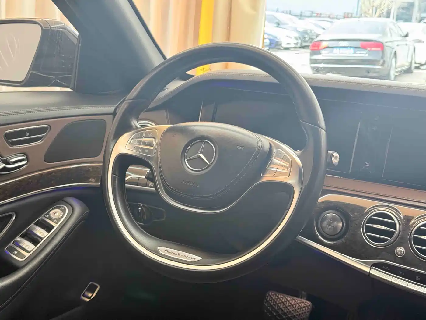 Mercedes-Benz S-Class 2016 S 320 L Business Edition фото 10