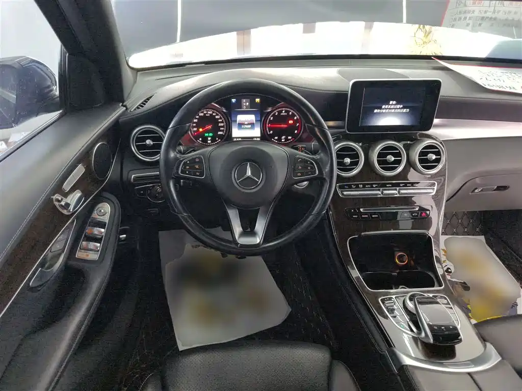 Mercedes-Benz GLC 2017 GLC 260 4MATIC Dynamic фото 7