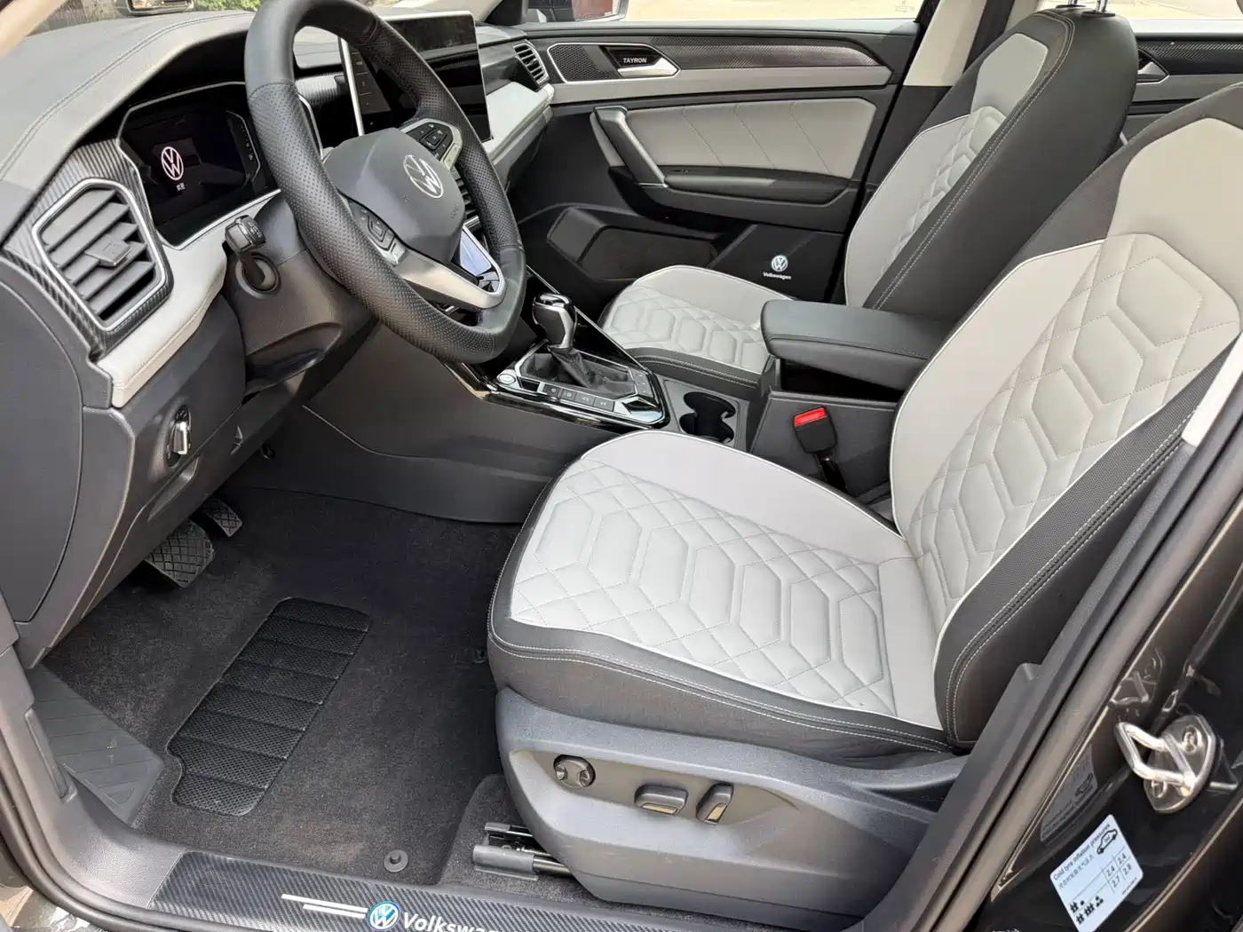 Volkswagen Tayron 2023 280TSI 2WD Luxury Plus Advanced Edition фото 11