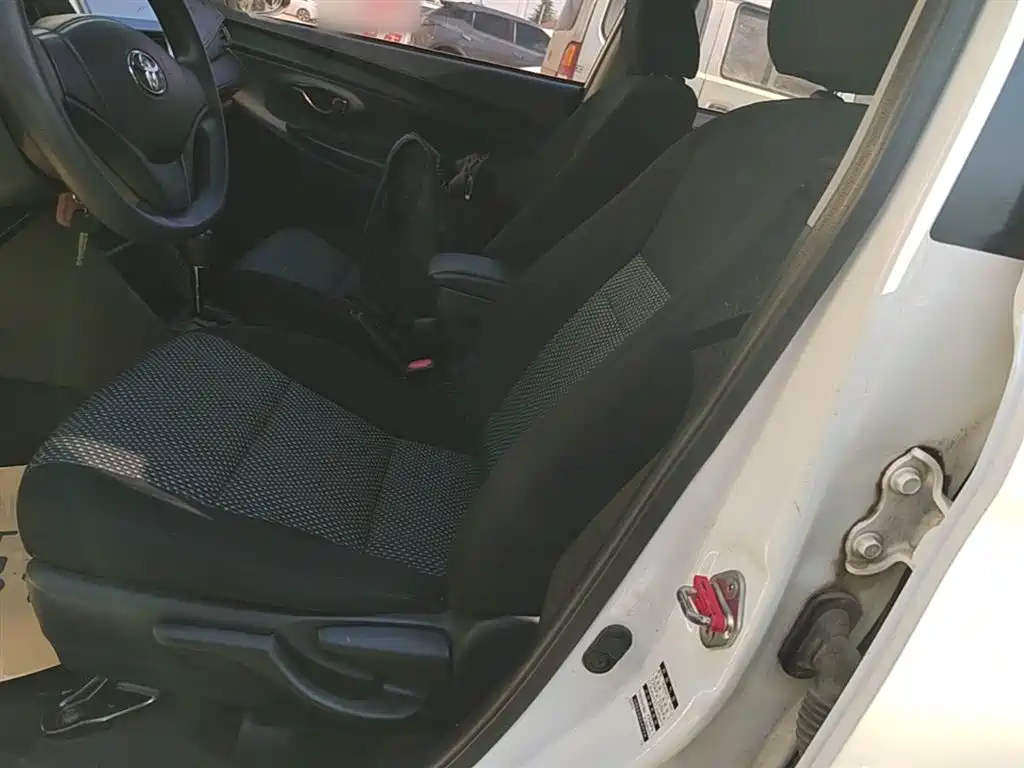 Toyota Vios FS 2017 1.5L CVT Fengchi Edition фото 15