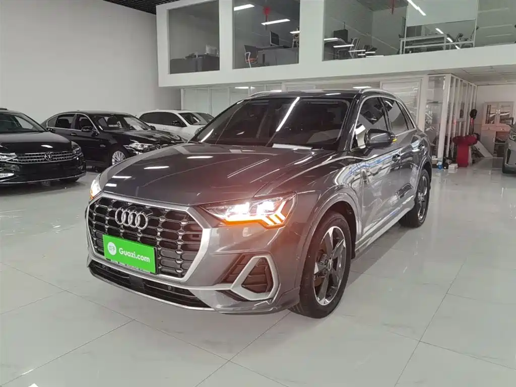 Audi Q3 2023 35 TFSI Fashion Dynamic Model (1.5T) фото 2