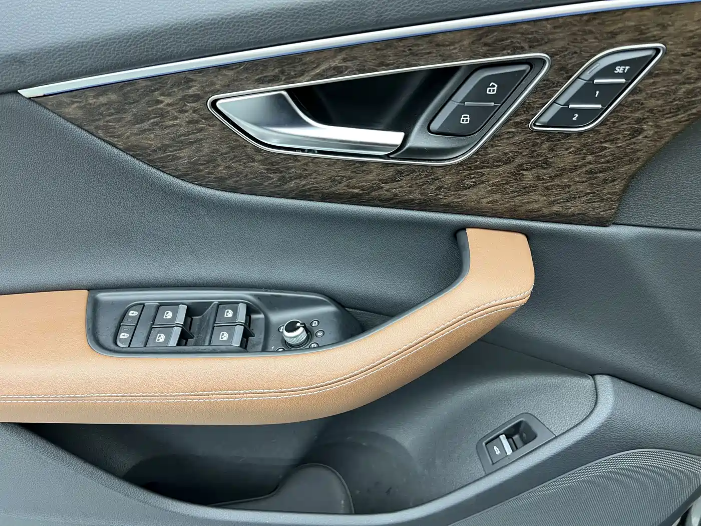 Фото 3 - Audi Q7