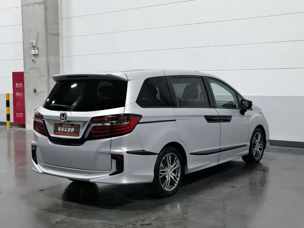 صورة 2 - Honda Elysion