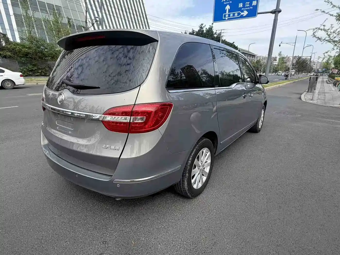 Buick GL8 2017 25S Luxury China V фото 13