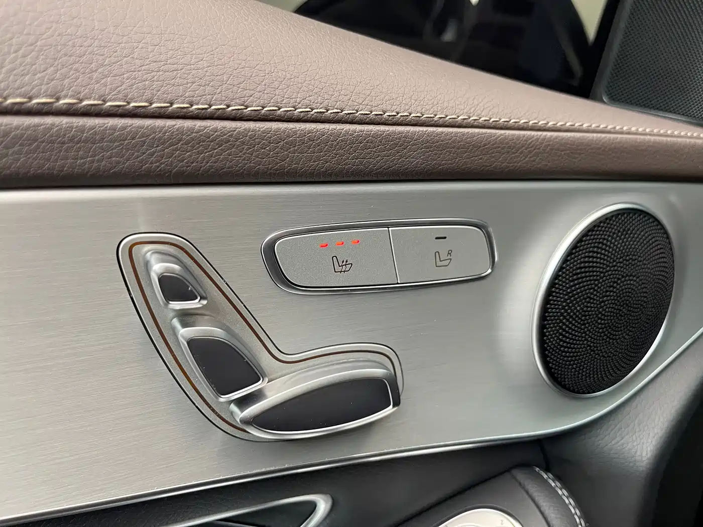 Mercedes-Benz GLC 2022 Facelift III GLC 260 L 4MATIC Dynamic фото 20