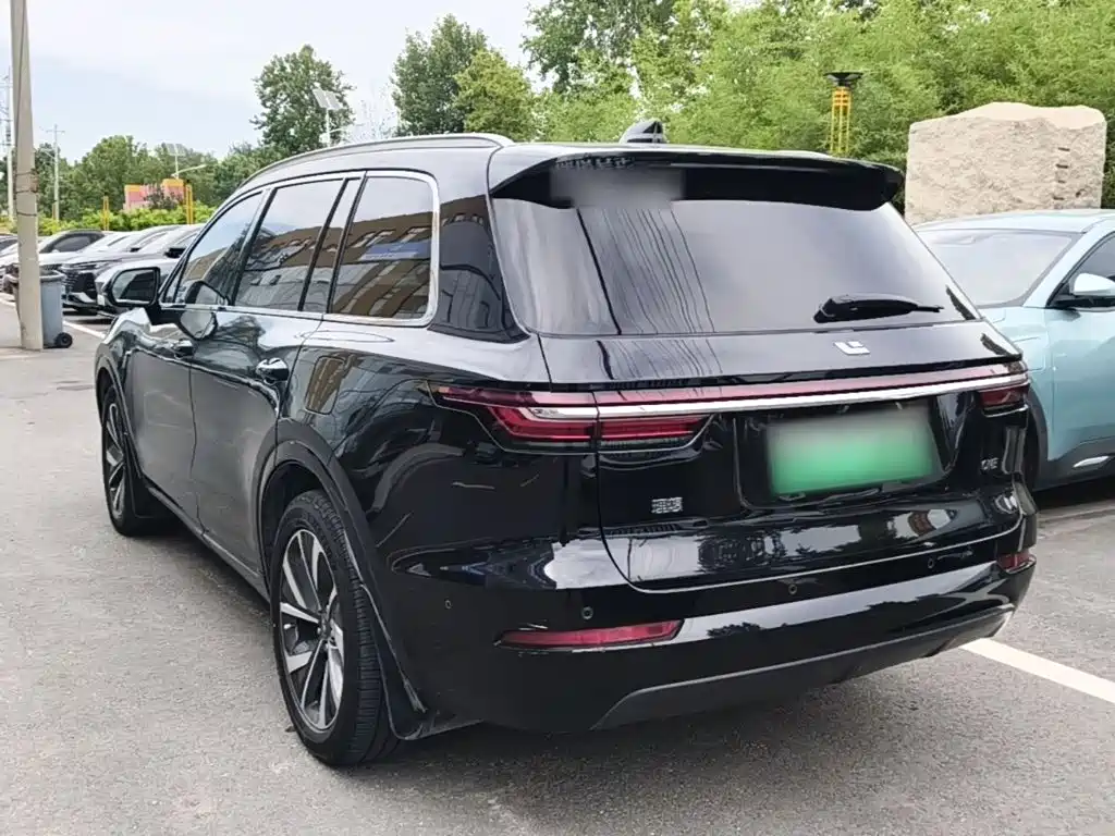 Photo 5 - Li Auto Li ONE