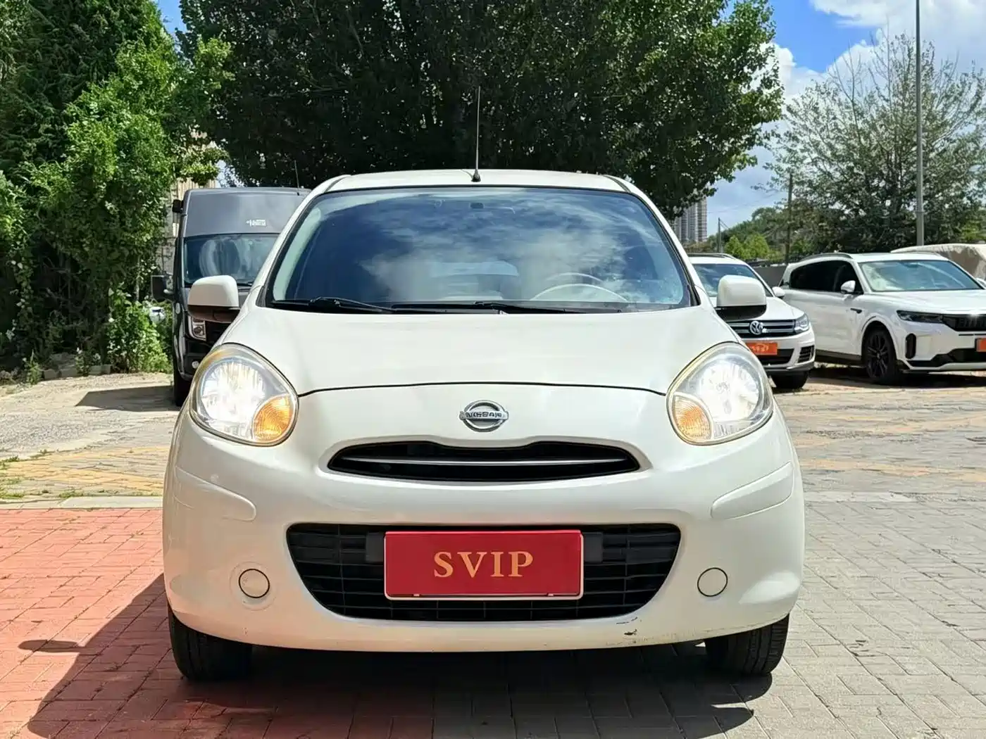 Nissan March 2013 2010 1.5L Automatic Easy Shine Edition