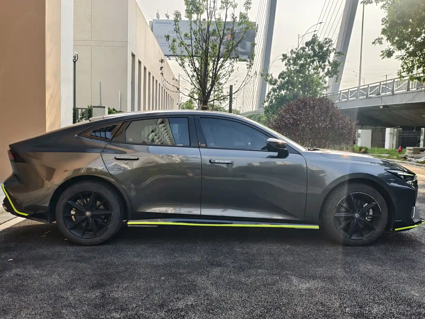 CHANGAN UNI-V