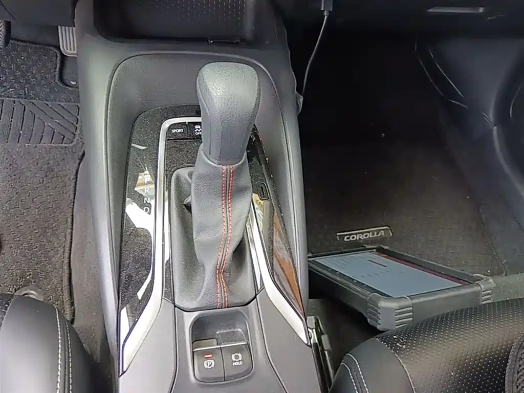 Toyota Corolla 2021 1.2T S-CVT Elite PLUS Edition фото 14