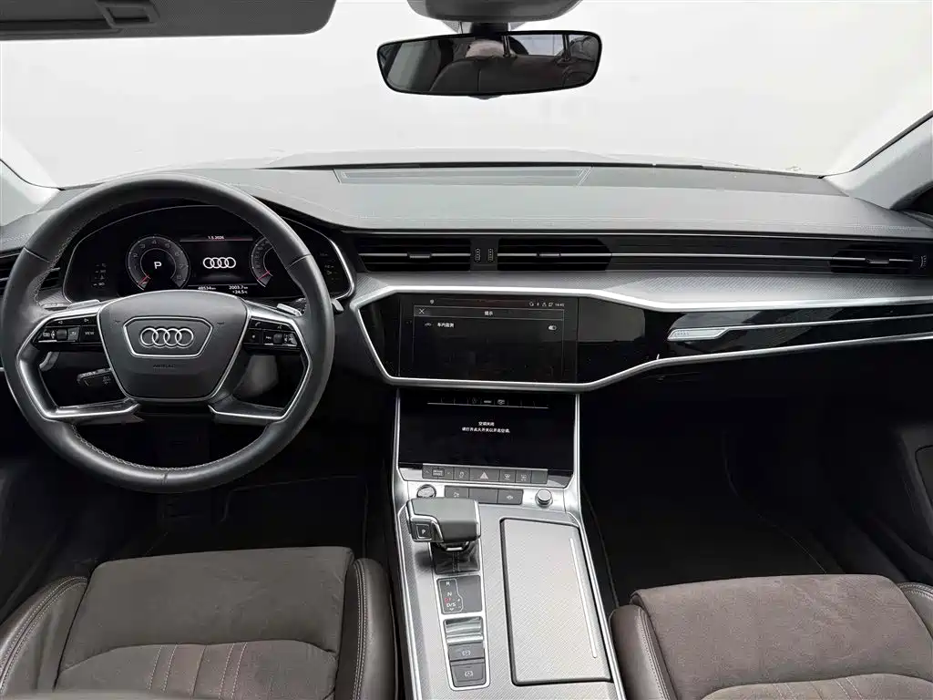 Audi A7L 2022 45 TFSI S-line Dream Builder Edition фото 6