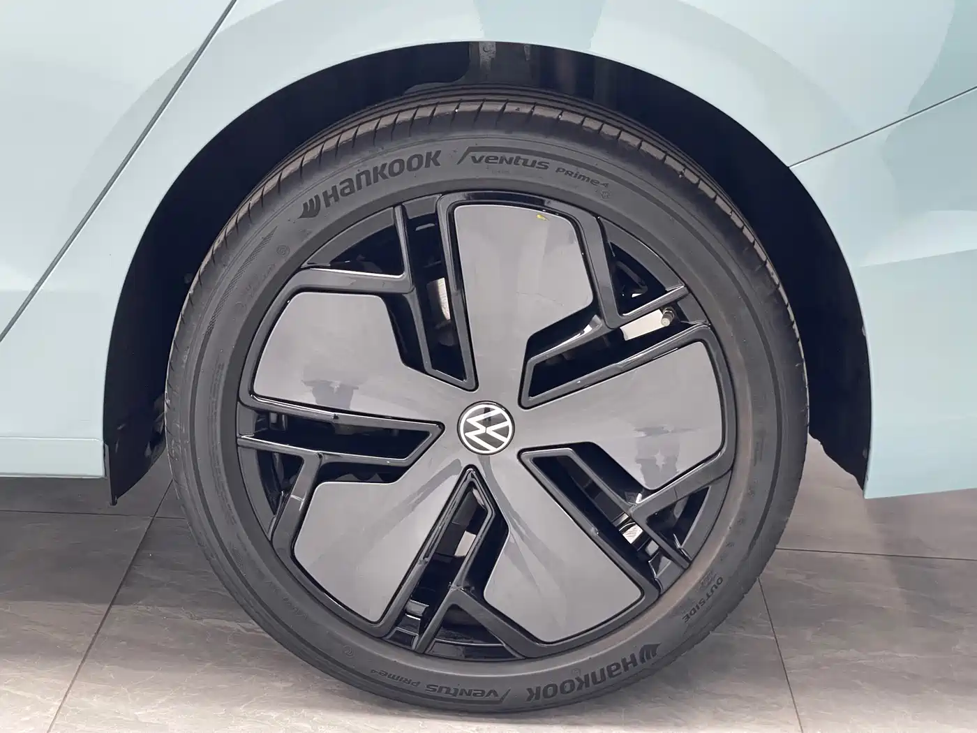 Volkswagen Passat 2025 Model Pro 380TSI Starlight Dragon Premium Edition фото 19