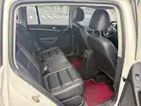 صورة 10 - Volkswagen Tiguan