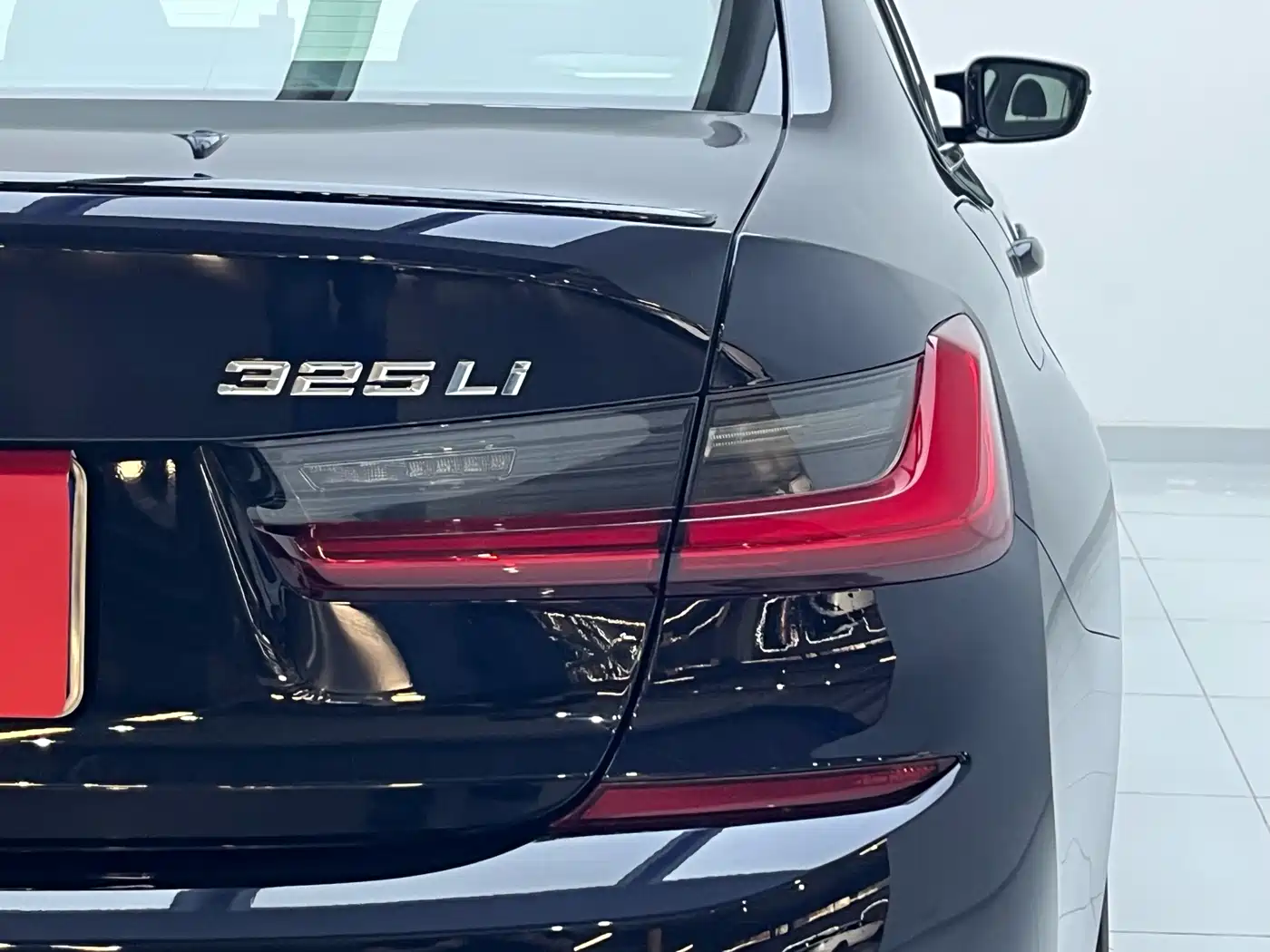 BMW 3 Series 2021 Facelift 325Li M Sport Shadow Edition фото 18